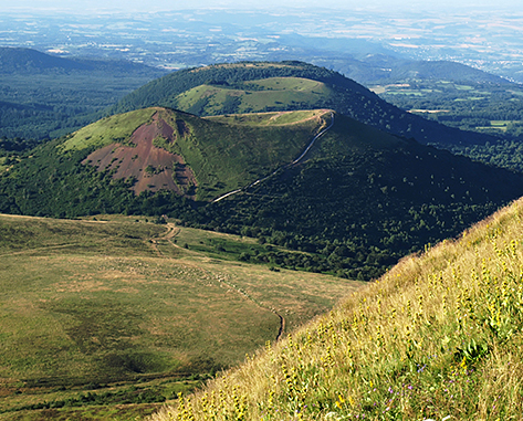 CLERMONT FERRAND ET LE PARC VULCANIA