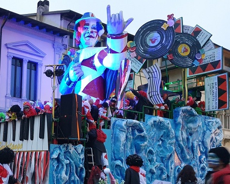 WEEK-END CARNAVAL DE VIAREGGIO